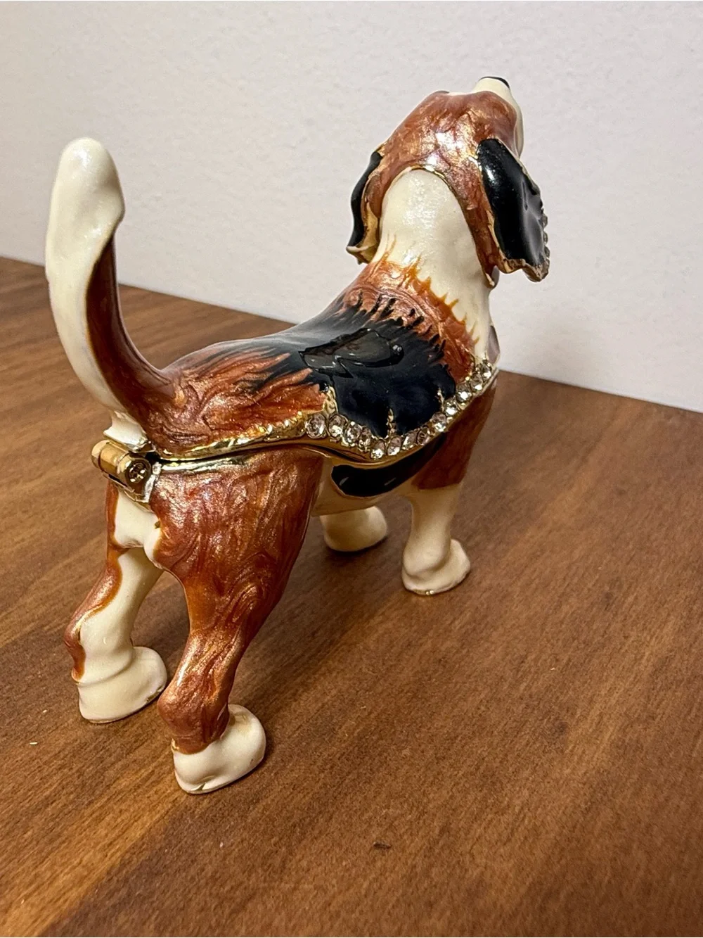 Hound dog Beagle Jewelry Trinket Box in Brown, Black & Cream